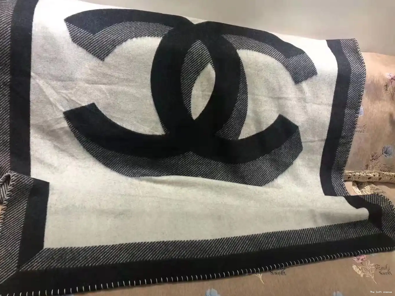 SUNGLASSES POUCH CUSTOM LV 0501